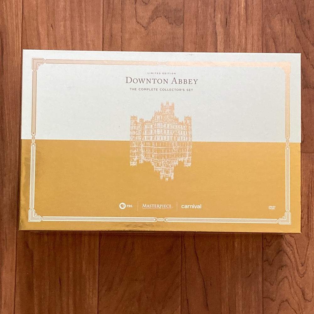 Downton Abbey Complete Collector's DVD set